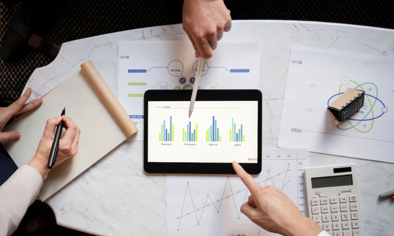 Read more about the article Portfolio Tips : इक्विटी म्यूचुअल फंड में निवेश करना इतना कठीन क्यों है? इसे कैसे बेहतर बनायें