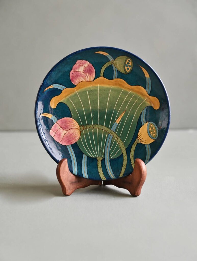 10 Hand-Painted Plate Ideas to Turn Thrift-Store Finds Into Colorful Wall Art 11 Oversized Lotus Leaf Plate